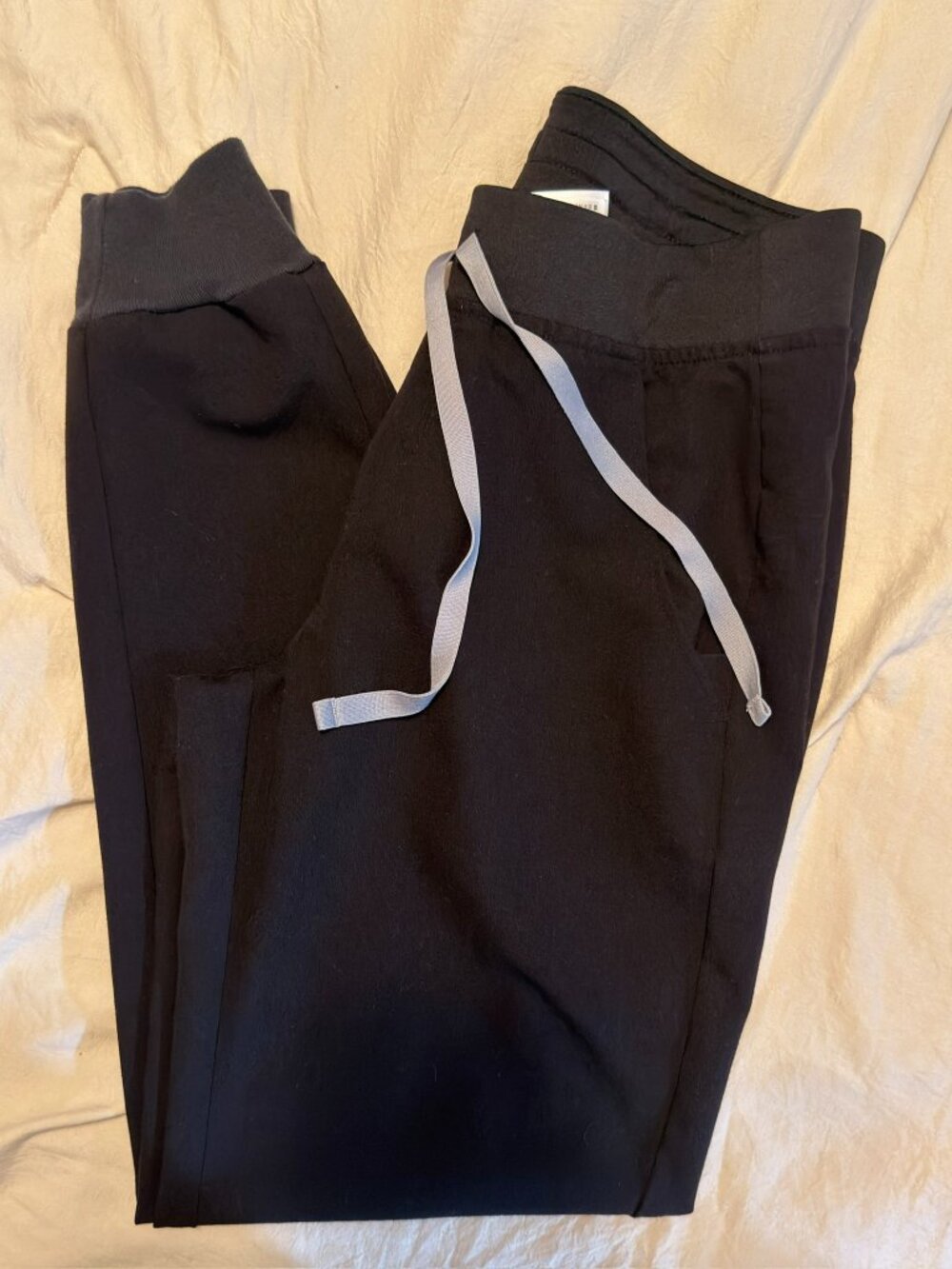 FIGS Zamora Jogger Scrub Pants